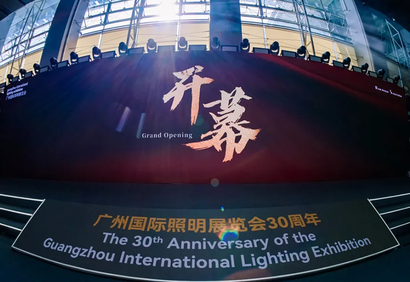 首日聚焦｜LEHU乐虎电源光亚展现场热力全开，，，，，手艺实力尽显矛头